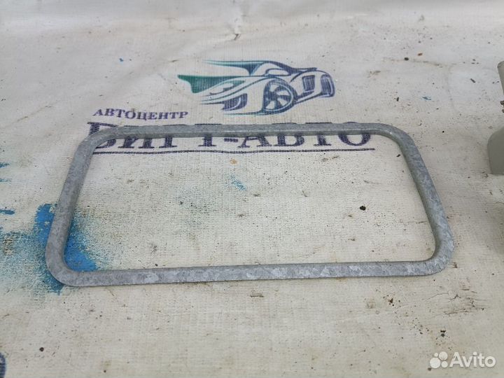 Рамка плафона салонного Ford Focus II (2005—2008)