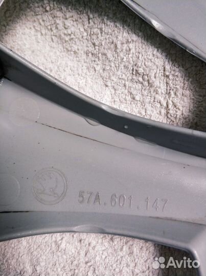 Колпак колеса 16