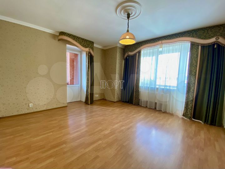 2-к. квартира, 80,8 м², 10/12 эт.