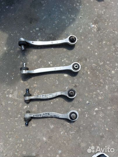 Рычаг подвески. Audi A8 D3. 2004г