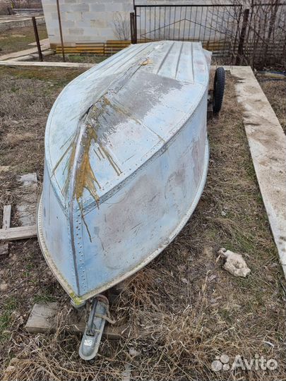 Лодка с прицепом