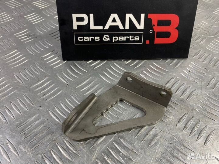 Кронштейн двигателя Volkswagen Golf MK6 caxa TSI