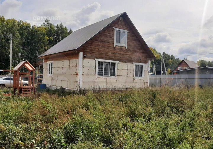 Дом 100,1 м² на участке 8,3 сот.