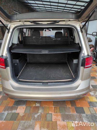 Volkswagen Touran 1.6 AMT, 2018, 208 473 км