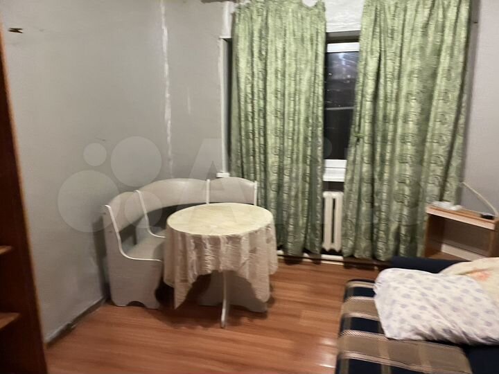 Комната 15 м² в 5-к., 1/5 эт.