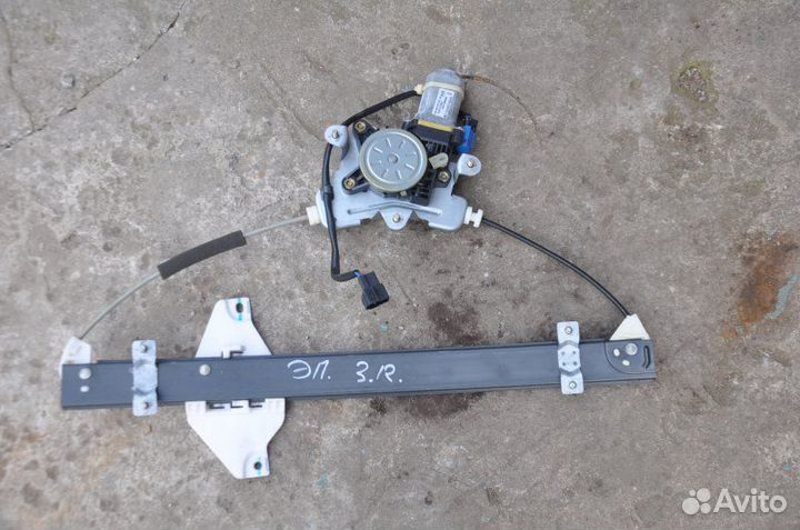 Стеклоподъемник задний правый Chevrolet Epica