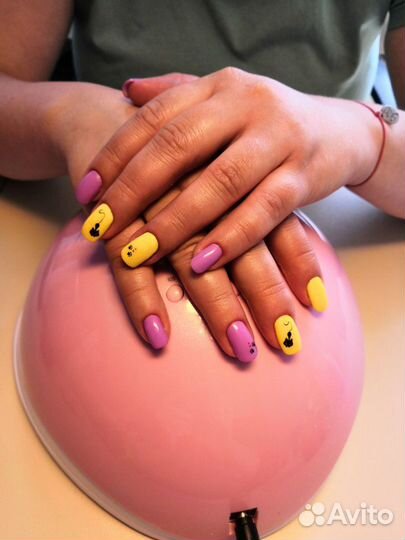 Маникюр и педикюр