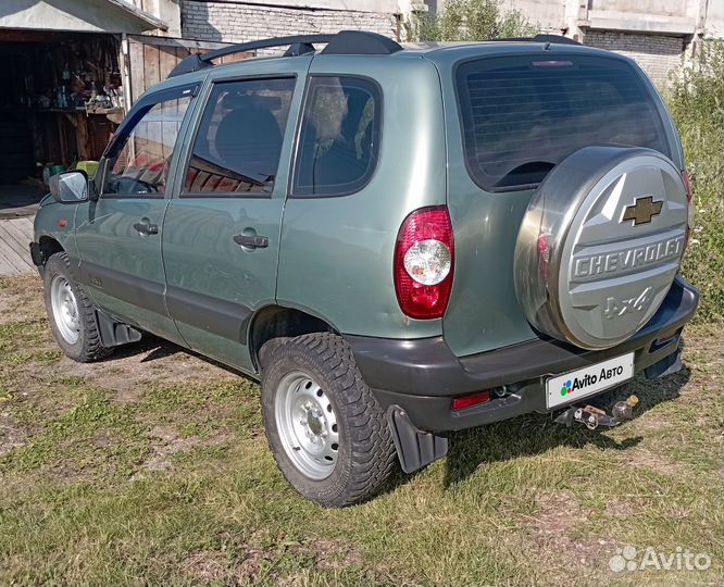 Chevrolet Niva 1.7 МТ, 2007, 150 300 км