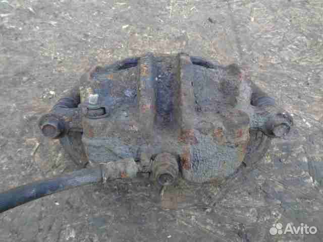 Суппорт передний правый Hyundai Santa Fe 2 CM