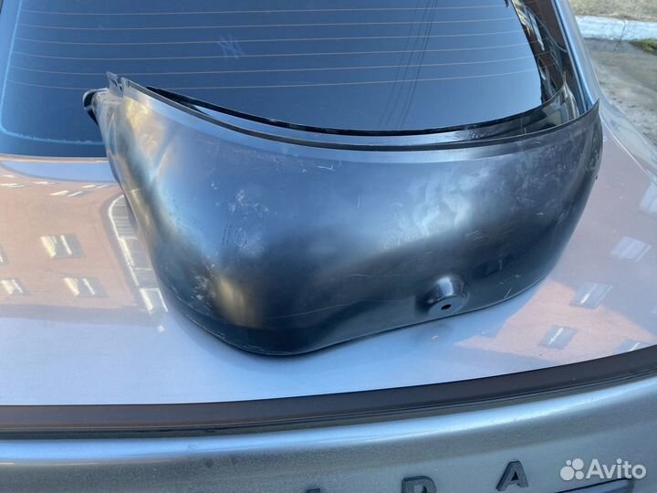 Подкрылки передние левые на priora