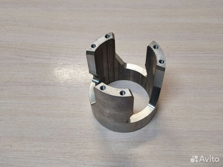 Полумуфта L40600503 снегоход Tiksi