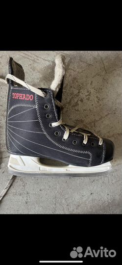 Коньки хоккейные Bauer 45 размер