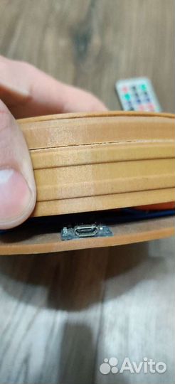 Беспроводная вращающийся подставка с пультом