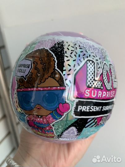 Новый шарик lol present surprise