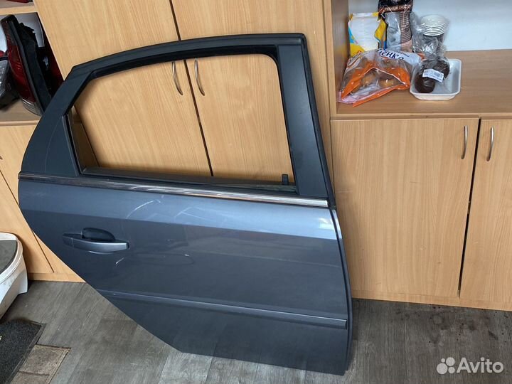 Opel vectra с задняя правая дверь опель вектра ц
