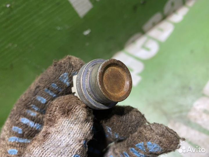 Датчик температуры охлаждающей жидкости Renault