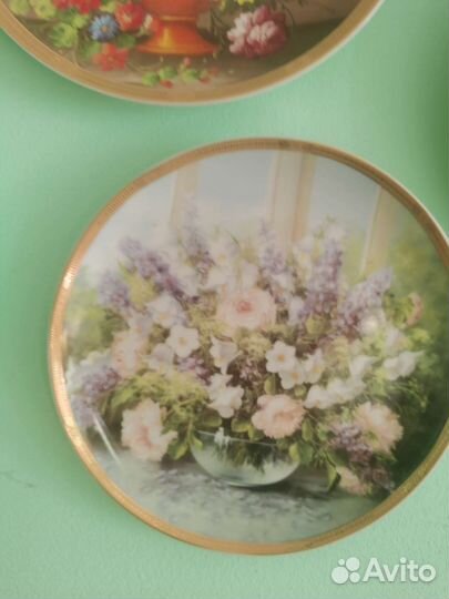 Настенная тарелка