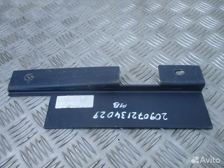 Направляющая электропроводки Mercedes-Benz A973684