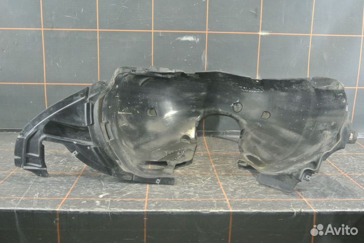 Локер передний левый - Skoda Octavia A7