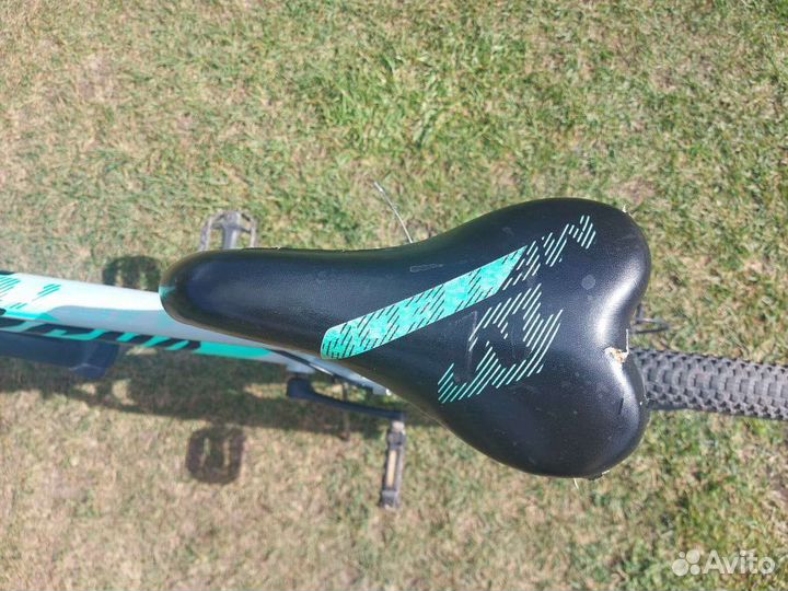 Велосипед десна