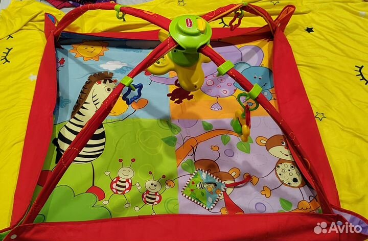 Развивающий коврик tiny love музыкальный