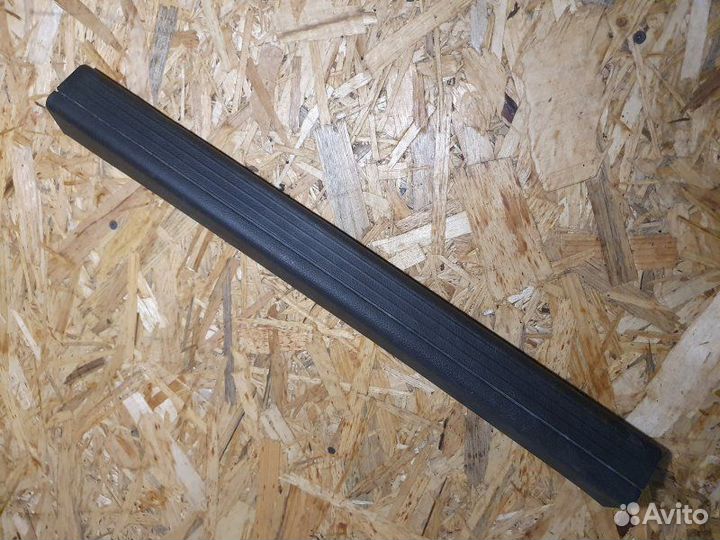 Накладка порога внутренняя левая передняя Mercedes