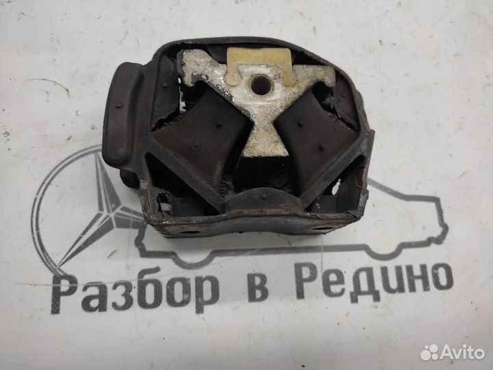 Опора двигателя W638 V-class Vito 111.980 2003