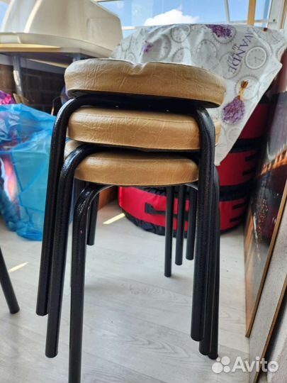 Табуретки 4шт