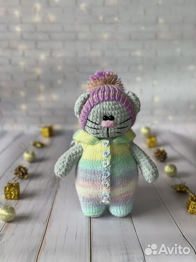 Кошечка -игрушка ручной работы