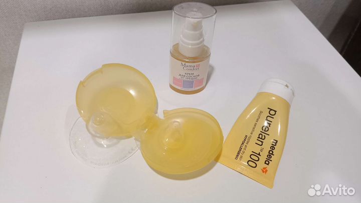 Накладки на грудь и крем от трещин