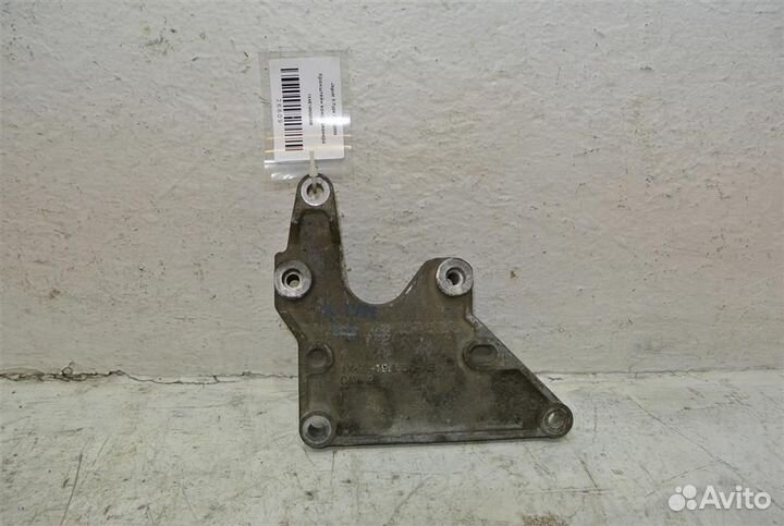 Кронштейн кондиционера Jaguar X-Type 2001-2009