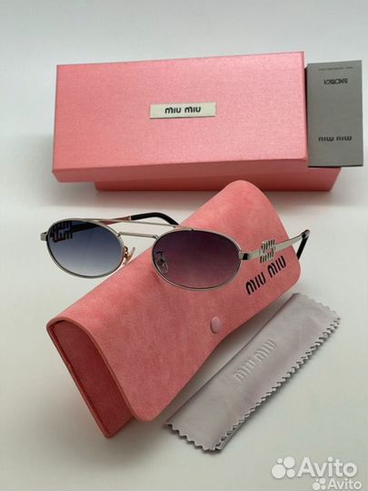 Солнцезащитные очки miu miu