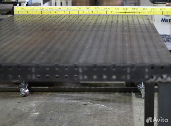 Сварочный стол 3D 2950*1450 передвижной на колесах