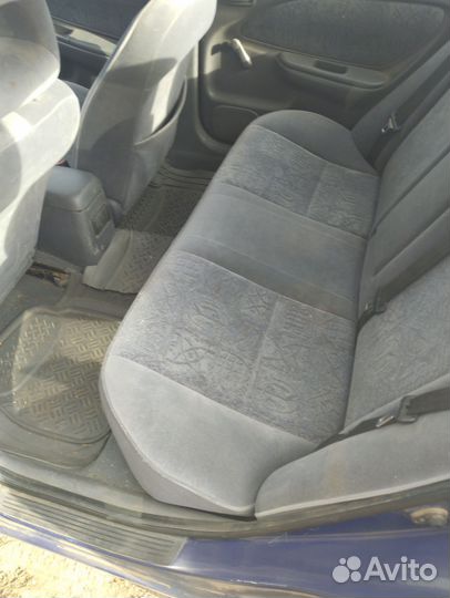 Toyota Avensis 2.0 МТ, 1999, 243 971 км