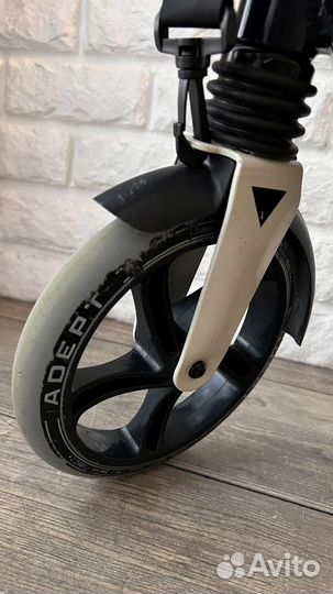 Самокат Ridex Adept 200