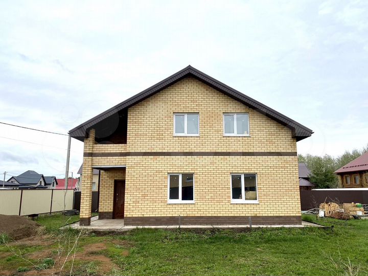 Коттедж 138 м² на участке 10 сот.