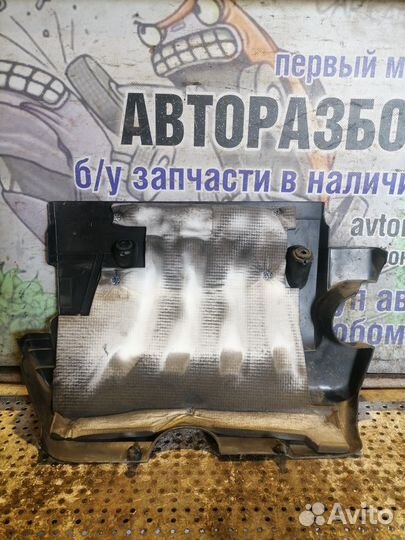 Декоративная крышка двс Nissan X-Trail T31