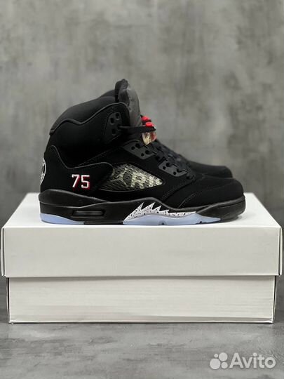 Кроссовки мужские Nike Air Jordan 5