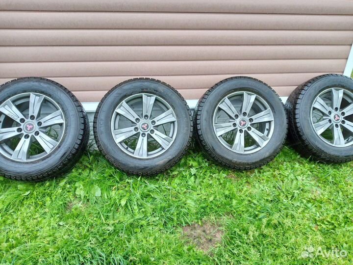 Колёса зима 265/60R18 Mitsubishi Pajero