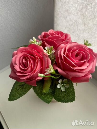 Букет из мыльных цветов в стаканчике