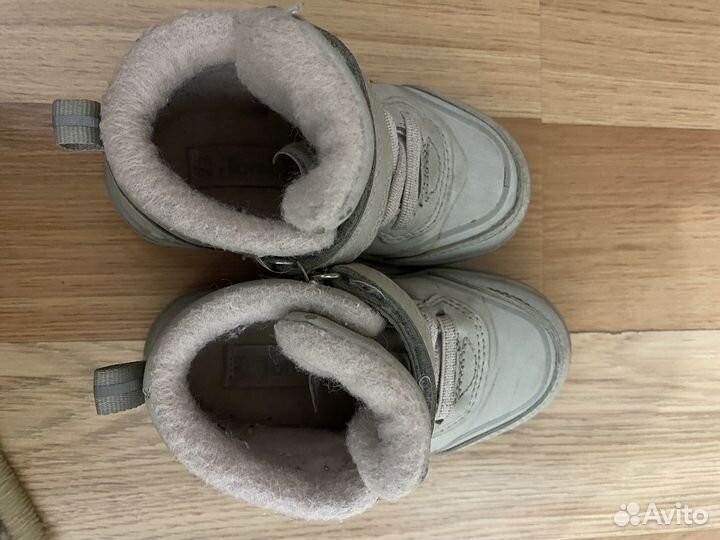 Ботинки демисезонные для девочки 23 размер