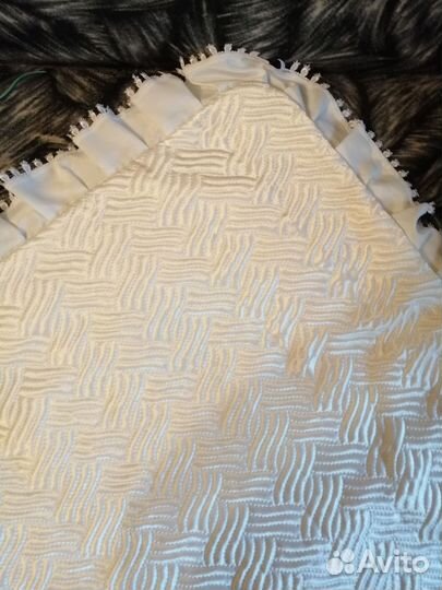 Набор новый:одеяло и комплект в коляску на овчине