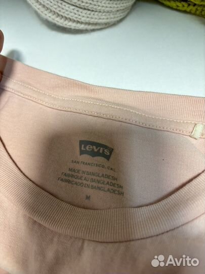 Футболка levis женская базовая M