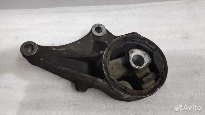 Подушка двигателя Opel Astra H Z14XEP