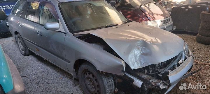 Mazda Capella 1.8 AT, 1999, битый, 200 000 км