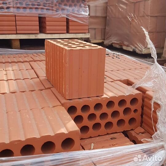 Кирпич красный