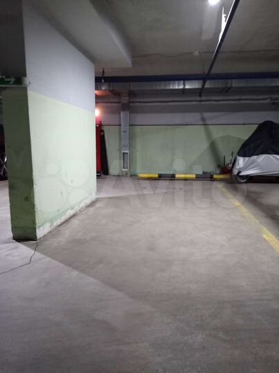 Машиноместо, 13 м²