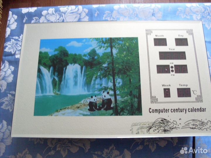 Светильник водопад с часами