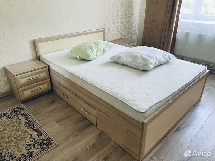 Спальный гарнитур