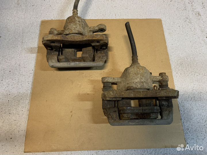 Задний суппорт Hyundai Sonata EF